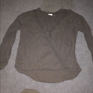 Black Hollister, cross v-neck long sleeved shirt